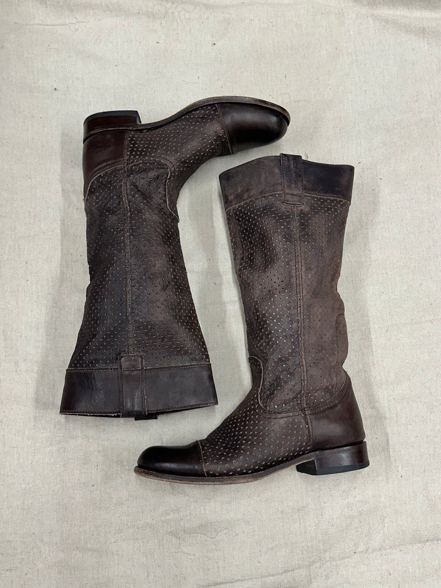 Vintage Dark Brown Textured Cowboy Boots